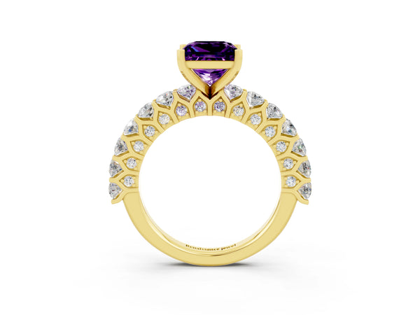 Yellow gold Princess Cut Amethyst Solitaire Ring with Shared Prong Pavé Band and Four-Prong Setting