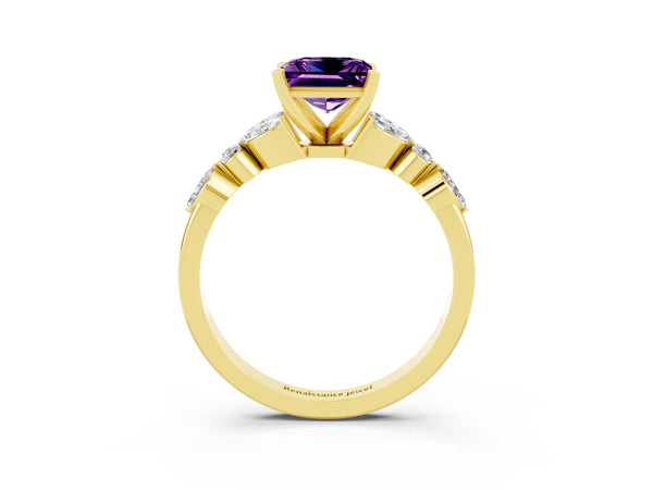 Yellow gold Princess Cut Amethyst Solitaire Ring with Side Stones and Four-Prong Setting