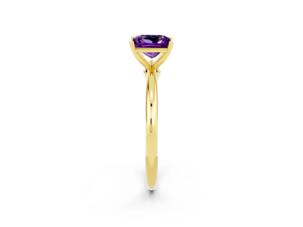 Yellow gold Princess Cut Amethyst Solitaire Ring with Six-Prong Setting and Classic Band