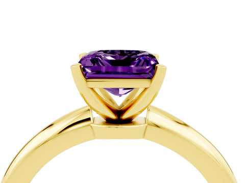 Yellow gold Princess Cut Amethyst Solitaire Ring with Six-Prong Setting and Classic Band_4