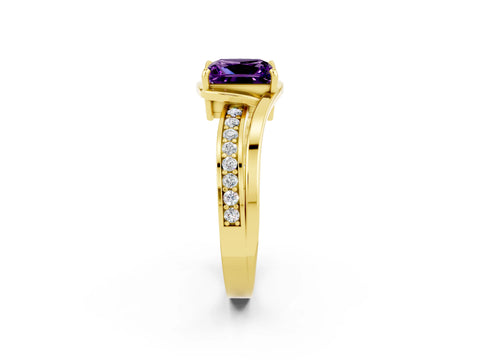 Yellow gold Princess Cut Amethyst Solitaire Ring with Split Shank and Prong Setting_2