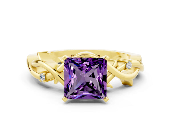 Yellow gold Princess Cut Amethyst Solitaire Ring with Twisted Band and Prong Setting