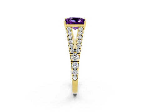 Yellow gold Princess Cut Amethyst Split Shank Pavé Engagement Ring with Four-Prong Setting_14