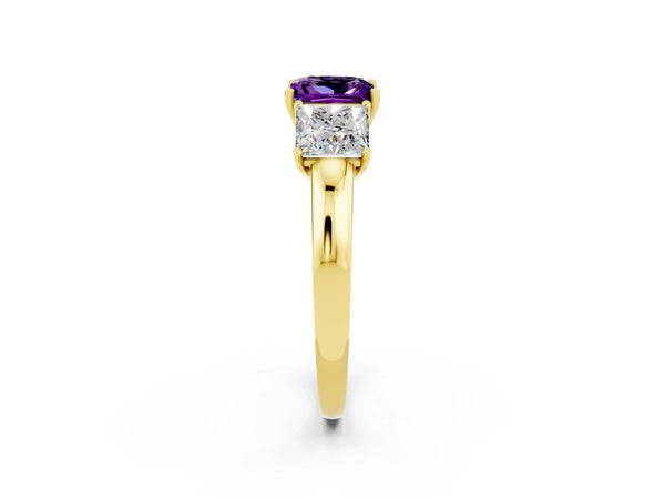 Yellow gold Princess Cut Amethyst Three-Stone Ring with Four-Prong Setting and Classic Band