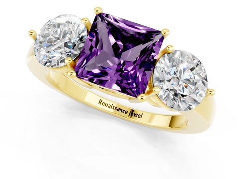 Yellow gold Princess Cut Amethyst Three-Stone Ring with Prong Setting and Classic Band_1