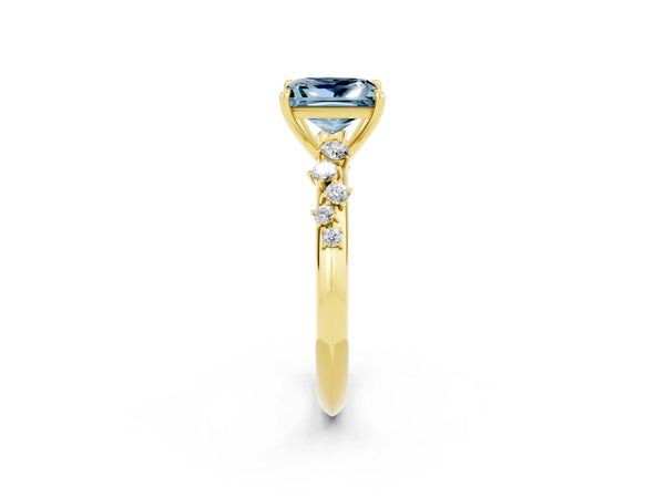 Yellow gold Princess Cut Aquamarine Cluster Side Stone Solitaire Ring with Prong Setting
