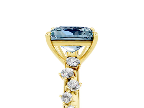 Yellow gold Princess Cut Aquamarine Cluster Side Stone Solitaire Ring with Prong Setting_29