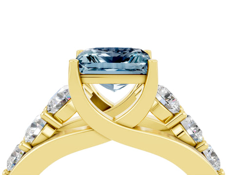 Yellow gold Princess Cut Aquamarine Engagement Ring with Pavé Band and Four-Prong Setting_4