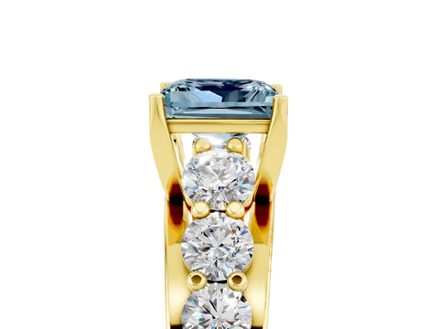 Yellow gold Princess Cut Aquamarine Engagement Ring with Pavé Band and Four-Prong Setting_5