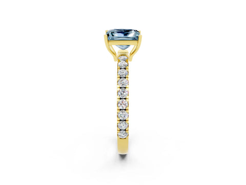Yellow gold Princess Cut Aquamarine Pavé Solitaire Engagement Ring with Four-Prong Setting_14