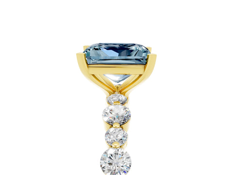 Yellow gold Princess Cut Aquamarine Prong Set Engagement Ring with Pavé Band_5