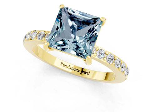 Yellow gold Princess Cut Aquamarine Ring with Pavé Band and Four-Prong Setting_1