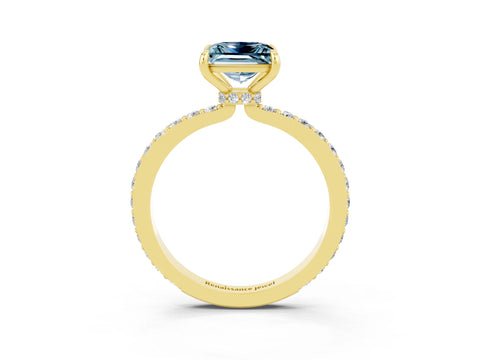 Yellow gold Princess Cut Aquamarine Ring with Pavé Band and Four-Prong Setting_3