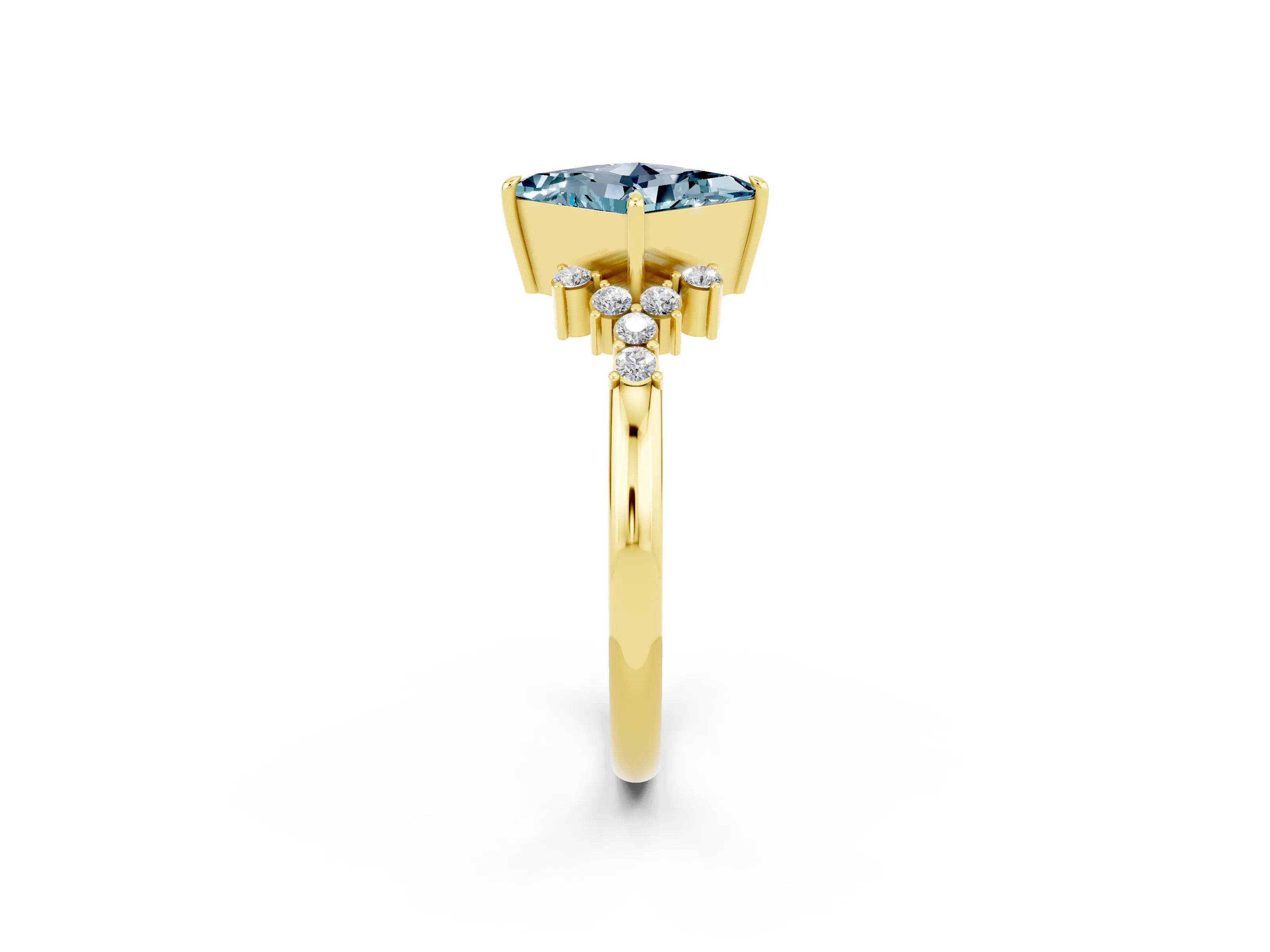 Yellow gold Princess Cut Aquamarine Ring with Side Stones and Four-Prong Setting_38