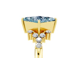 Yellow gold Princess Cut Aquamarine Ring with Side Stones and Four-Prong Setting_41