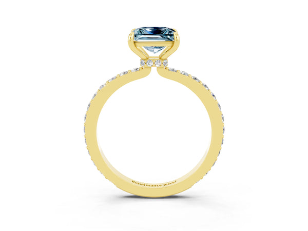 Yellow gold Princess Cut Aquamarine Solitaire Engagement Ring with Pavé Band and Four-Prong Setting