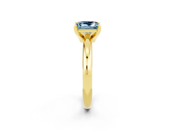 Yellow gold Princess Cut Aquamarine Solitaire Engagement Ring with Round Band and Four-Prong Setting