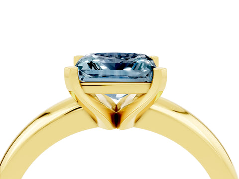 Yellow gold Princess Cut Aquamarine Solitaire Engagement Ring with Round Band and Four-Prong Setting_4