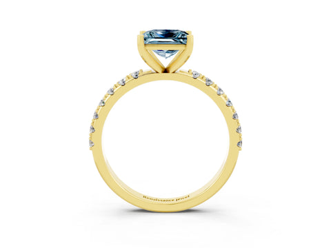 Yellow gold Princess Cut Aquamarine Solitaire Pavé Band with Four-Prong Setting_3