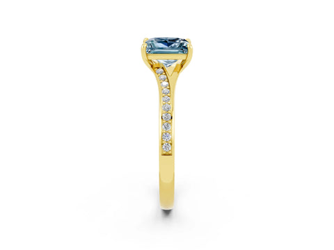 Yellow gold Princess Cut Aquamarine Solitaire Ring with Pavé Band and Prong Setting_14