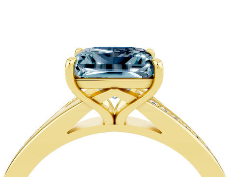 Yellow gold Princess Cut Aquamarine Solitaire Ring with Pavé Band and Prong Setting_16