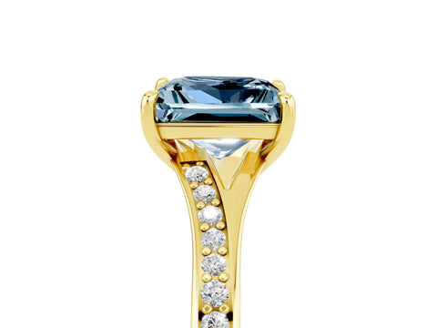 Yellow gold Princess Cut Aquamarine Solitaire Ring with Pavé Band and Prong Setting_17