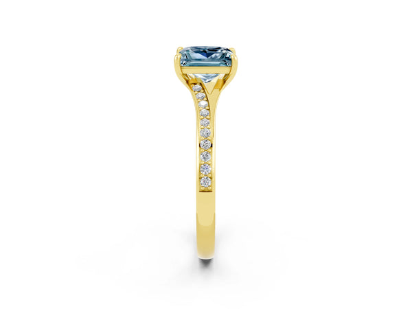 Yellow gold Princess Cut Aquamarine Solitaire Ring with Pavé Band and Prong Setting