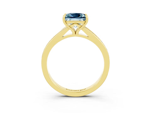 Yellow gold Princess Cut Aquamarine Solitaire Ring with Pavé Band and Prong Setting_3