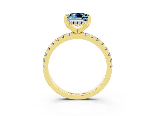 Yellow gold Princess Cut Aquamarine Solitaire Ring with Round Pavé Band and Four-Prong Setting