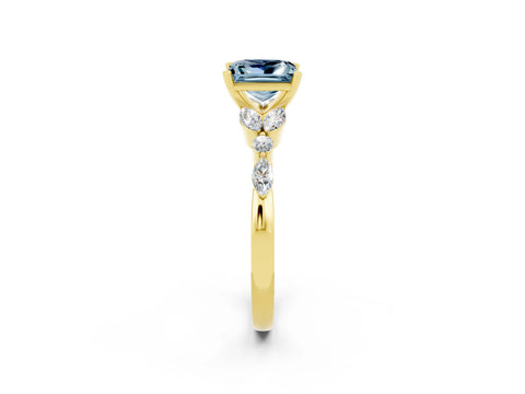 Yellow gold Princess Cut Aquamarine Solitaire Ring with Side Stones and Four-Prong Setting_14