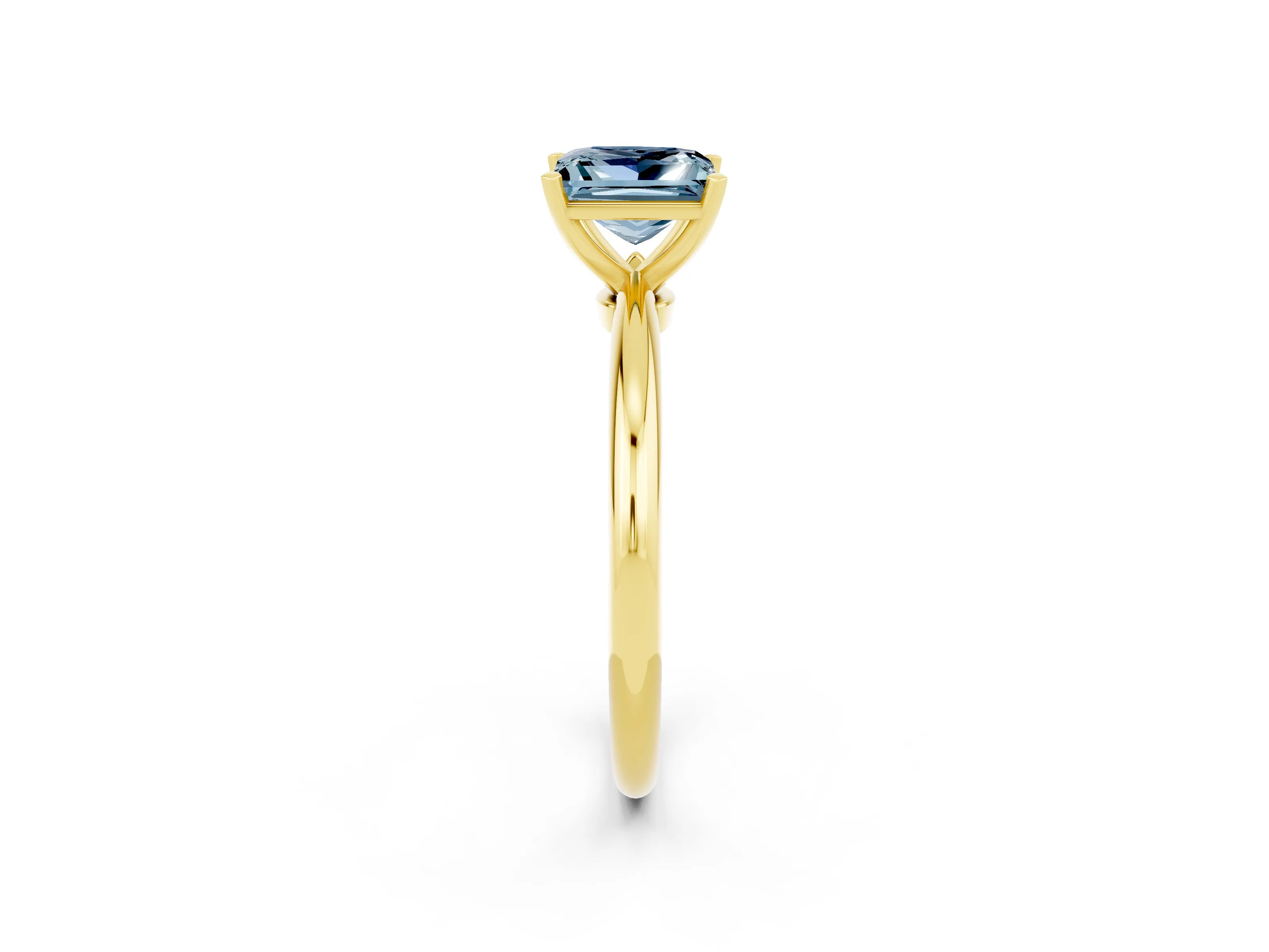 Yellow gold Princess Cut Aquamarine Solitaire Ring with Six-Prong Setting and Classic Band_2