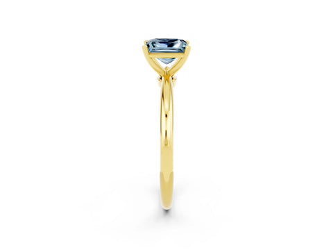 Yellow gold Princess Cut Aquamarine Solitaire Ring with Six-Prong Setting and Classic Band_2
