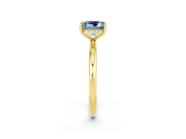 Yellow gold Princess Cut Aquamarine Solitaire Ring with Thin Band and Four-Prong Setting