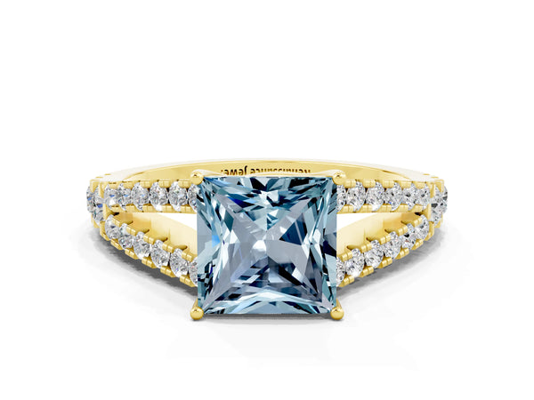 Yellow gold Princess Cut Aquamarine Split Shank Pavé Engagement Ring with Four-Prong Setting