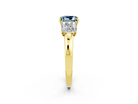 Yellow gold Princess Cut Aquamarine Three-Stone Ring with Four-Prong Setting and Classic Band_2