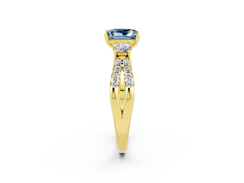 Yellow gold Princess Cut Aquamarine Three-Stone Ring with Pavé Split Shank and Four-Prong Setting_14