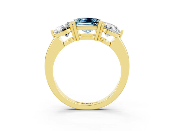 Yellow gold Princess Cut Aquamarine Three-Stone Ring with Prong Setting and Classic Band