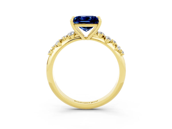 Yellow gold Princess Cut Blue Sapphire Cluster Side Stone Solitaire Ring with Prong Setting