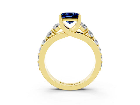 Yellow gold Princess Cut Blue Sapphire Engagement Ring with Pavé Band and Four-Prong Setting_3