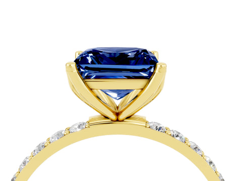Yellow gold Princess Cut Blue Sapphire Solitaire Engagement Ring with Pavé Band and Prong Setting_4
