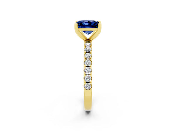 Yellow gold Princess Cut Blue Sapphire Solitaire Pavé Band with Four-Prong Setting
