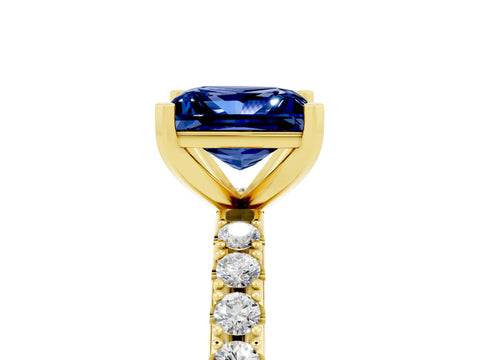 Yellow gold Princess Cut Blue Sapphire Solitaire Pavé Band with Four-Prong Setting_5