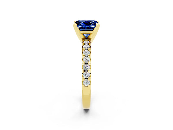 Yellow gold Princess Cut Blue Sapphire Solitaire Pavé Engagement Ring with Round Band and Prong Setting