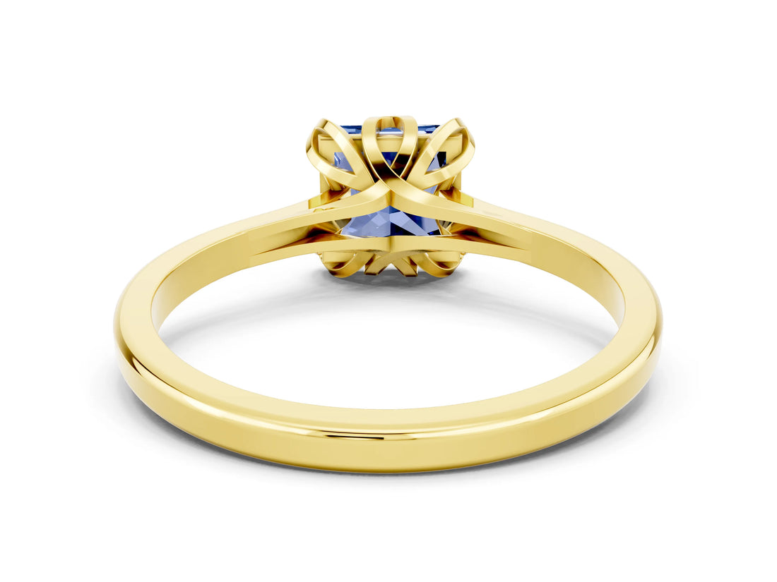 Yellow gold Princess Cut Blue Sapphire Solitaire Ring with Flower Prong Setting and Classic Band_36
