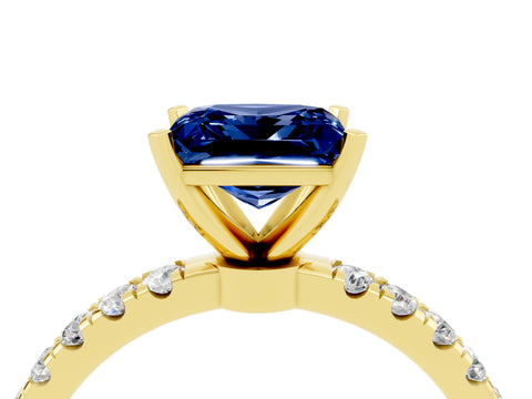 Yellow gold Princess Cut Blue Sapphire Solitaire Ring with Pavé Accents and Four-Prong Setting_4