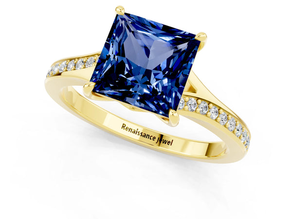 Yellow gold Princess Cut Blue Sapphire Solitaire Ring with Pavé Band and Prong Setting