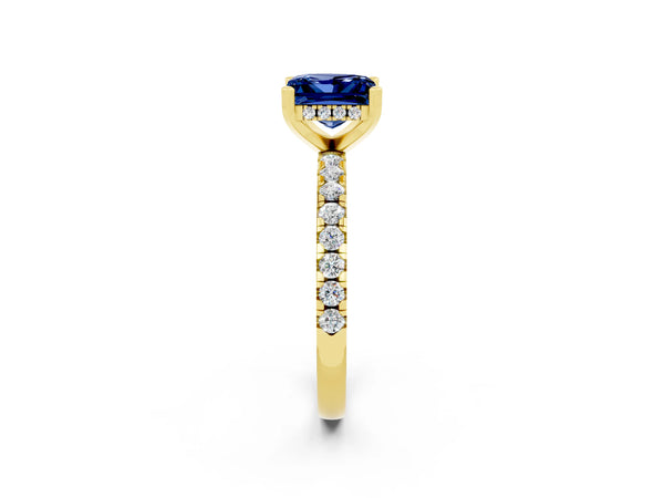 Yellow gold Princess Cut Blue Sapphire Solitaire Ring with Round Pavé Band and Four-Prong Setting