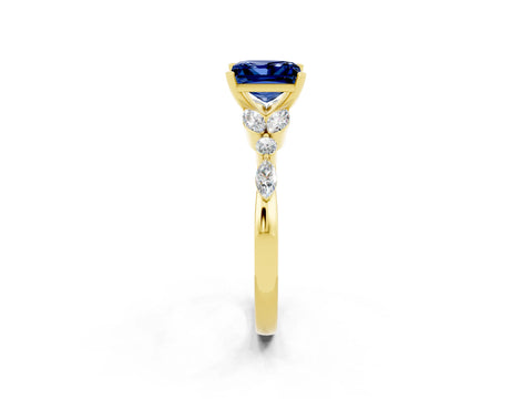 Yellow gold Princess Cut Blue Sapphire Solitaire Ring with Side Stones and Four-Prong Setting_14