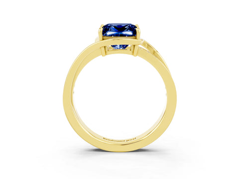 Yellow gold Princess Cut Blue Sapphire Solitaire Ring with Split Shank and Prong Setting_3
