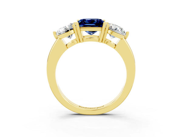 Yellow gold Princess Cut Blue Sapphire Three-Stone Ring with Prong Setting and Classic Band